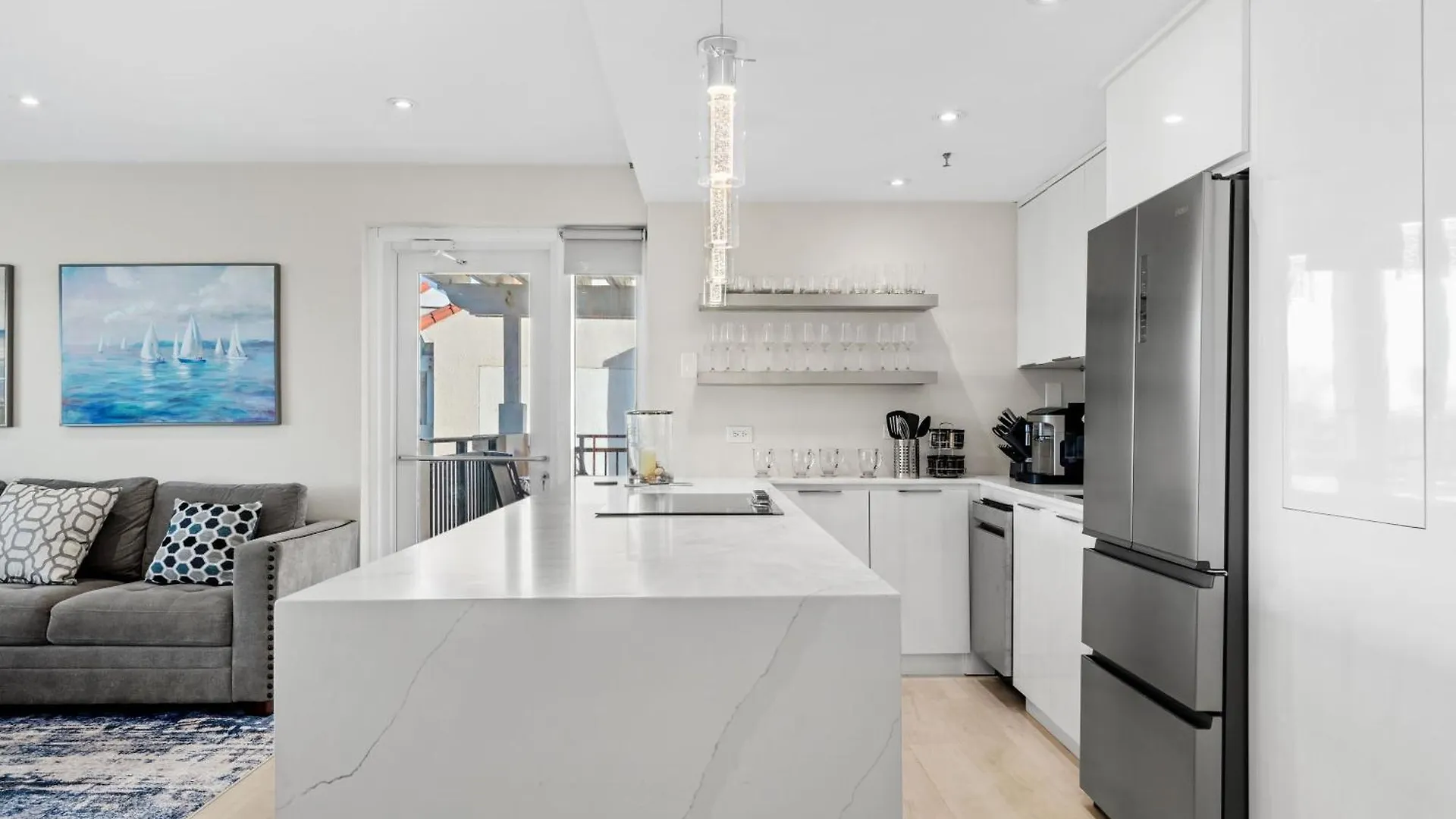 Luxury Condo Near San Juan Rio Grande Apartment