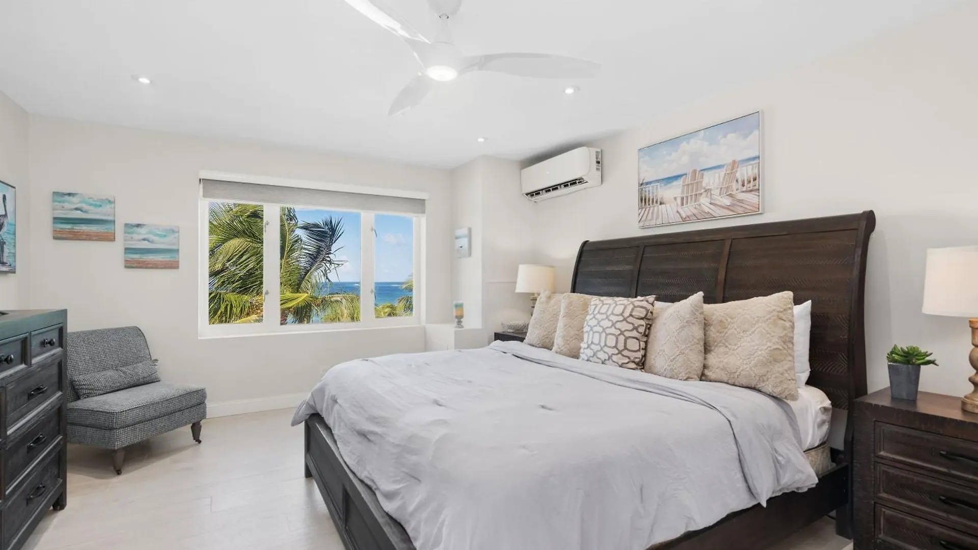 Luxury Condo Near San Juan Rio Grande Apartment