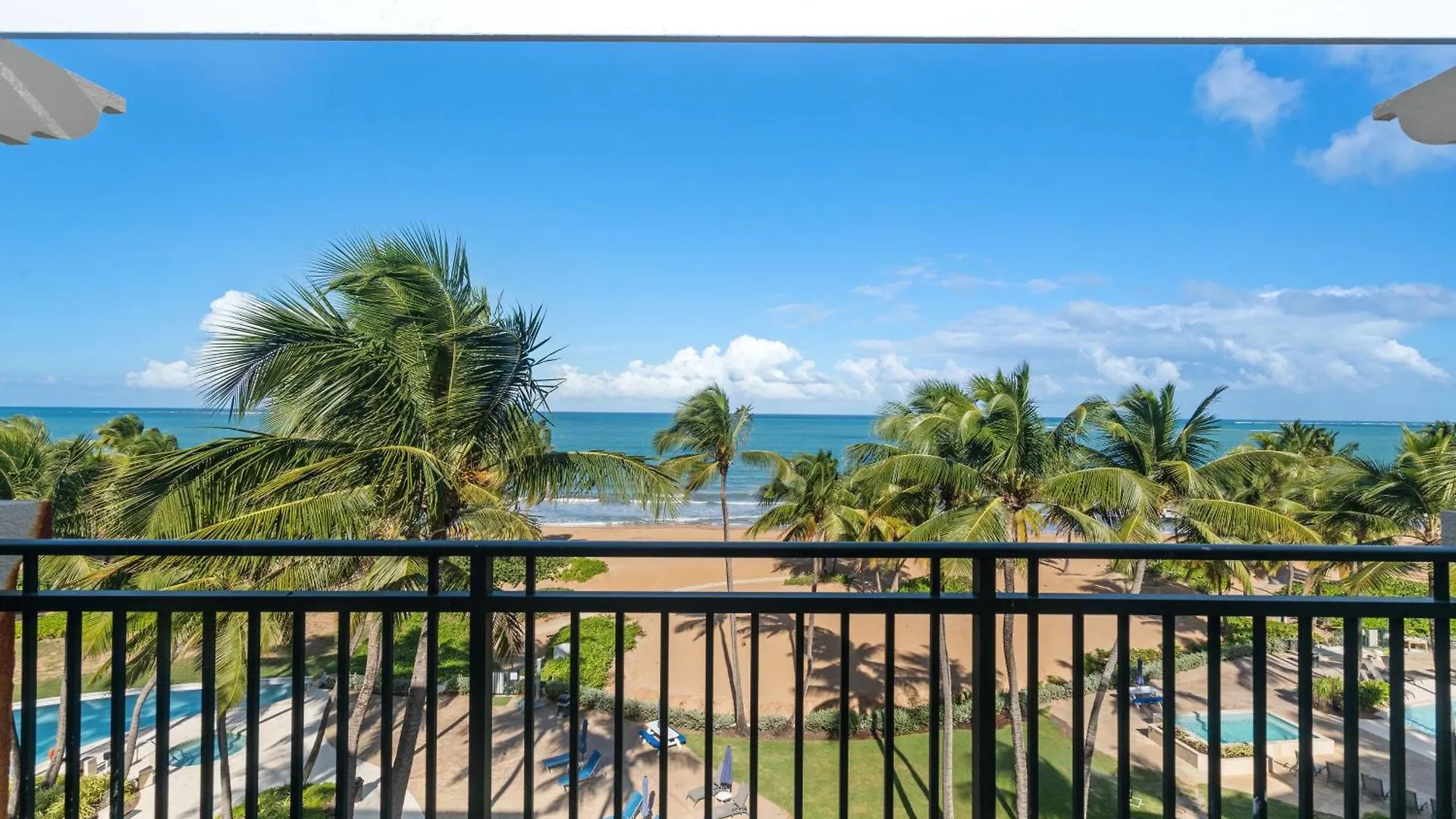 Luxury Condo Near San Juan Rio Grande 0*,