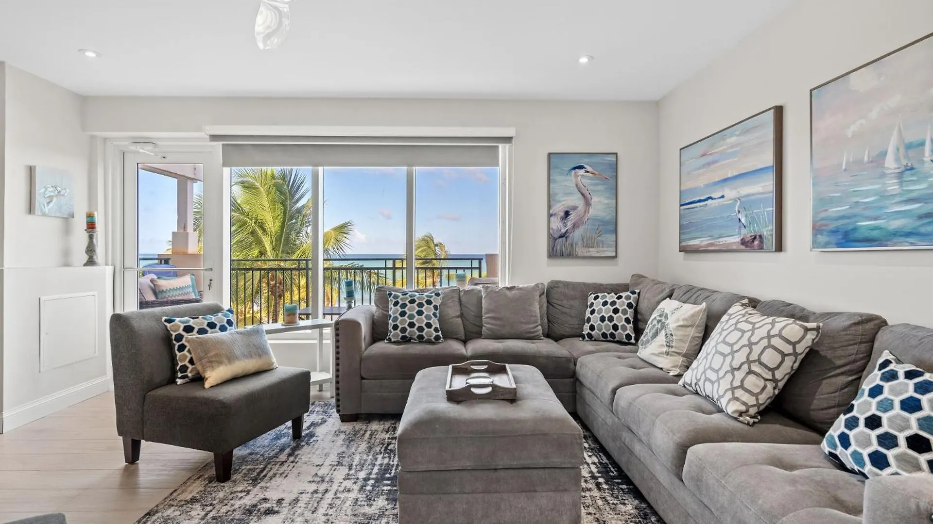 Luxury Condo Near San Juan Rio Grande