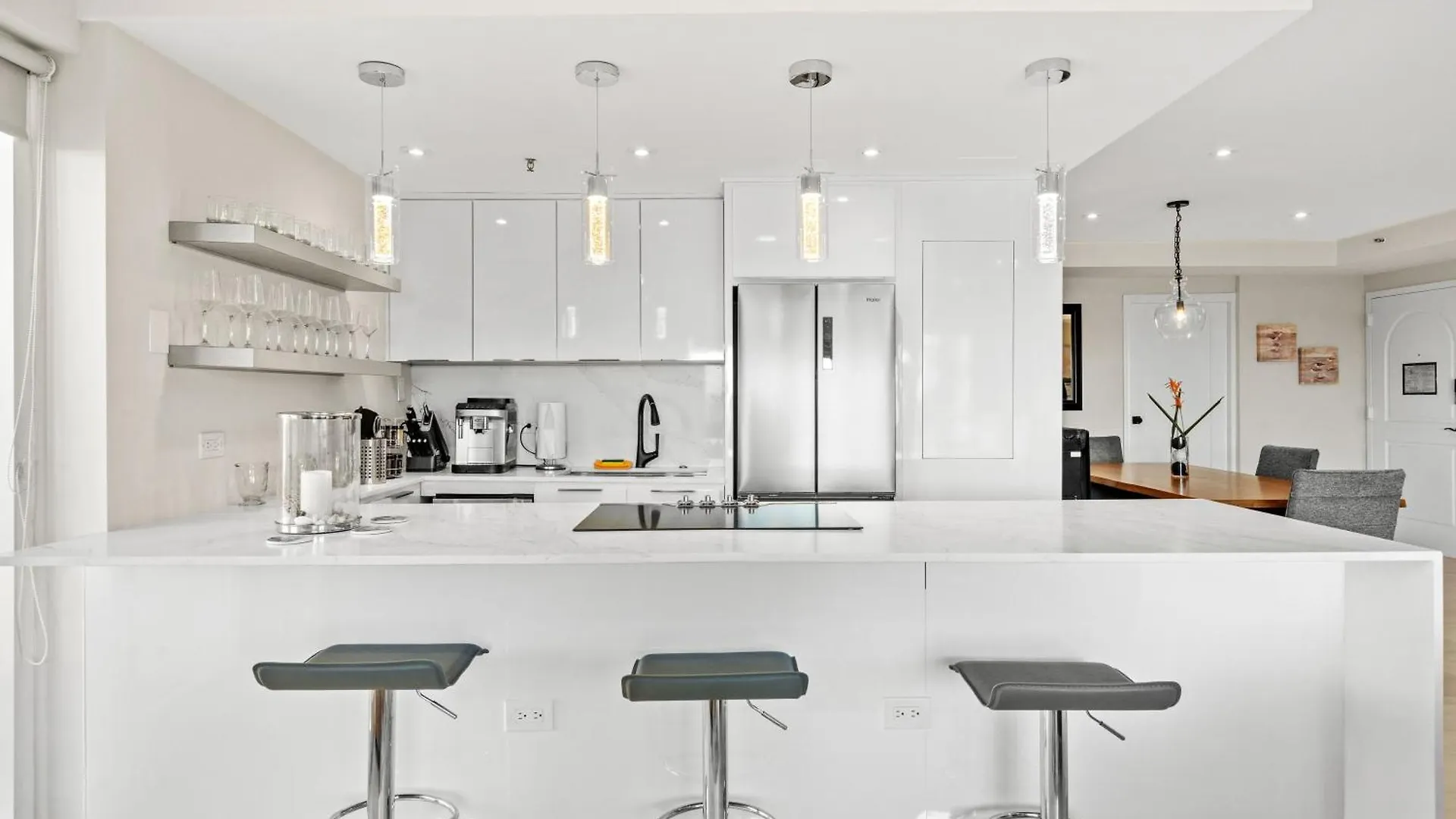 Apartment Luxury Condo Near San Juan Rio Grande