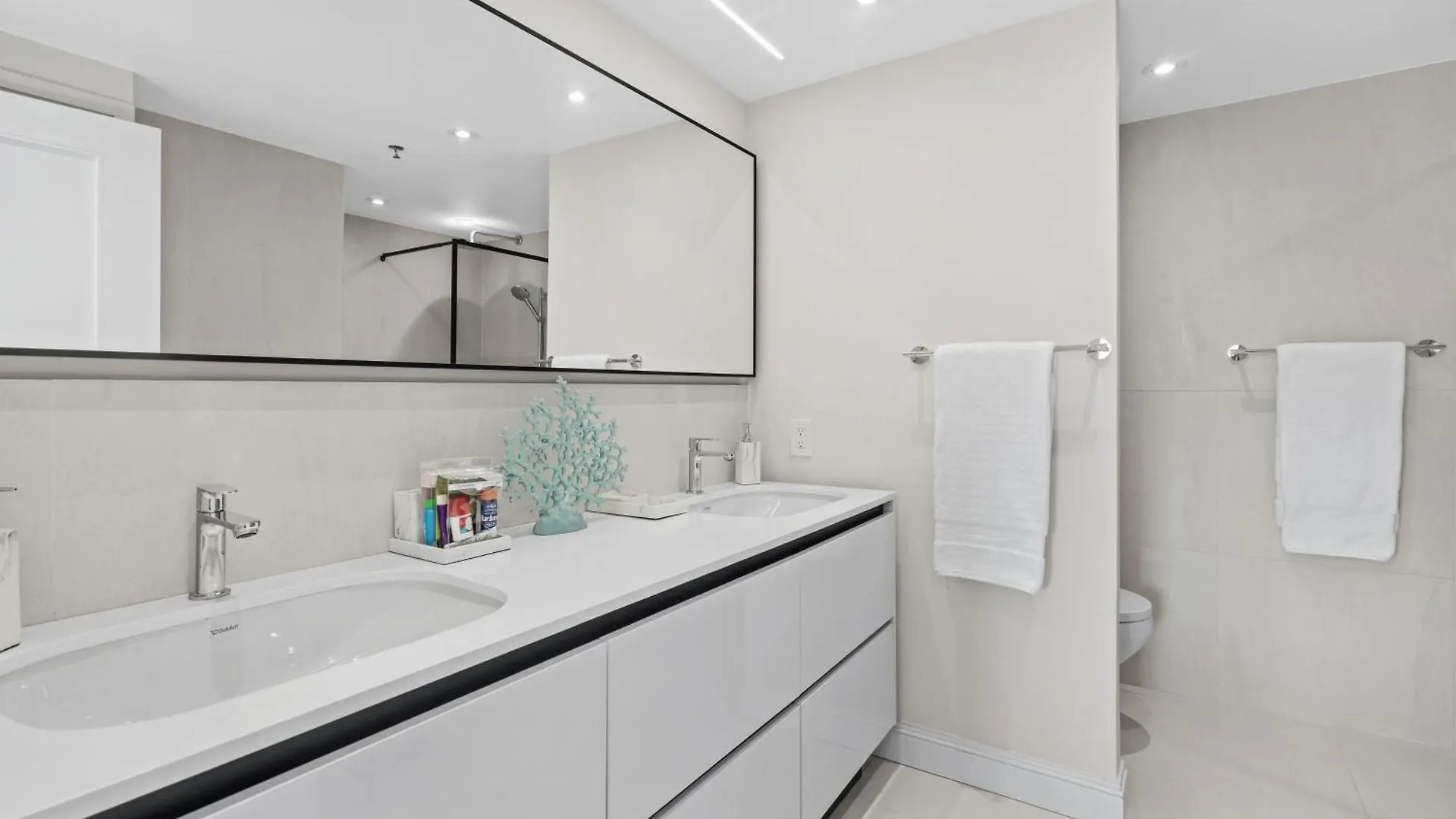 Apartment Luxury Condo Near San Juan Rio Grande
